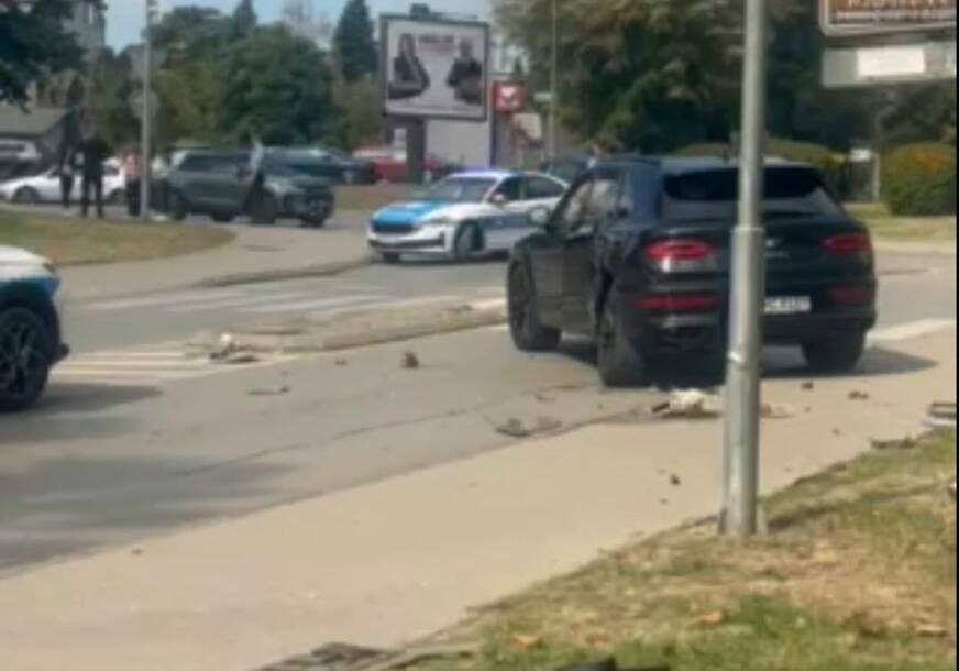 NESREĆA U BANJALUCI Učestvovala 2 automobila, povrijeđeno dijete