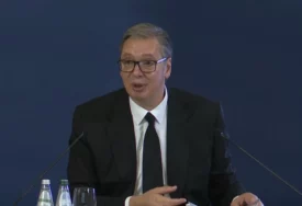 "Sutra ću Ani Brnabić predati dužnost" Vučić PODNIO OSTAVKU na funkciju predsjednika Srbije
