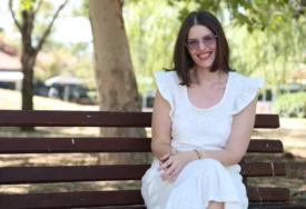 (VIDEO) "MAMA, IDI KUĆI, JA ĆU UMRIJETI“ Aleksandra je u 31. godini ostala bez debelog crijeva, dobila sepsu, pa preživjela ono što uspije samo 1 ODSTO LJUDI 