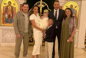 Krštenje kćerke Prije i Filipa okupilo porodicu: Brena stigla sa Viktorom i novom snajkom, jedan član izostao