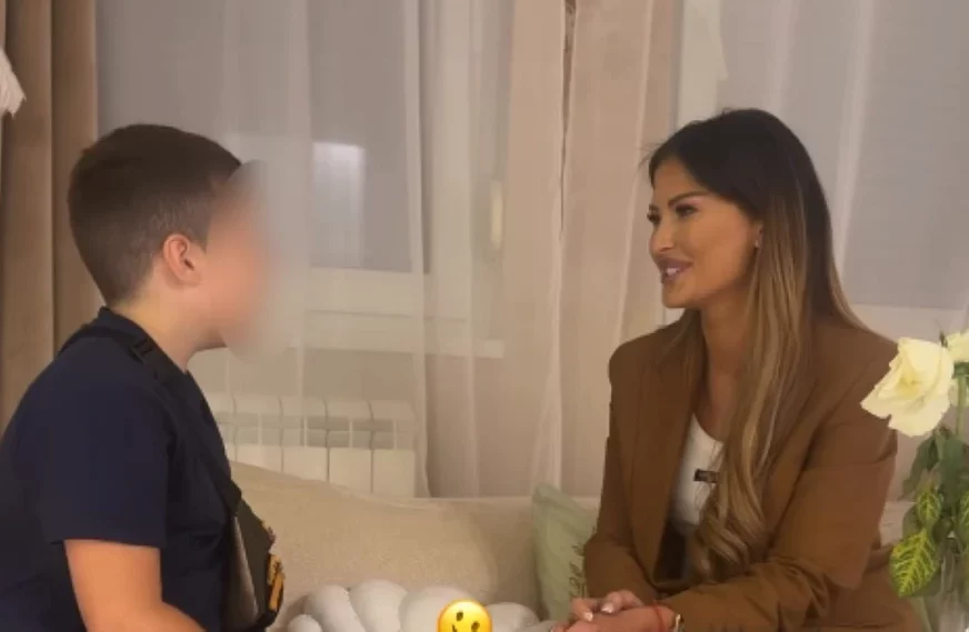 (FOTO) "SVE OSTALO SU SITNICE" Ana Radulović odvela sina na njegovu prvu veliku utakmicu
