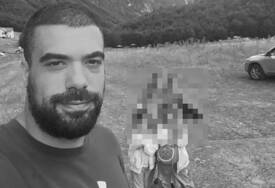 (VIDEO) "UMRIJEĆU, NE MOGU DISATI" Jezivi detalji policijske brutalnosti u Ljubljani, ugušili Armina, ali i dalje rade u službi