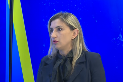 (FOTO) „Vjerujem u njegovu nevinost“ Političarka iz BiH stala uz supruga nakon optužbi za BLUDNE RADNJE