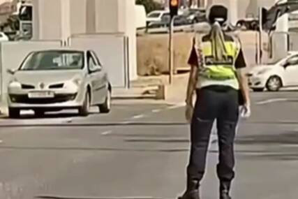 (VIDEO) “Zbog ovakvih se događaju najteži sudari" Vozio u suprotnom smjeru ispred policajke, njen potez izazvao žestoku raspravu