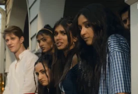 (VIDEO) Ples, suze i smijeh na jednom mjestu: Ovaj film je novi hit na Netfliksu, gledaoci ga obožavaju
