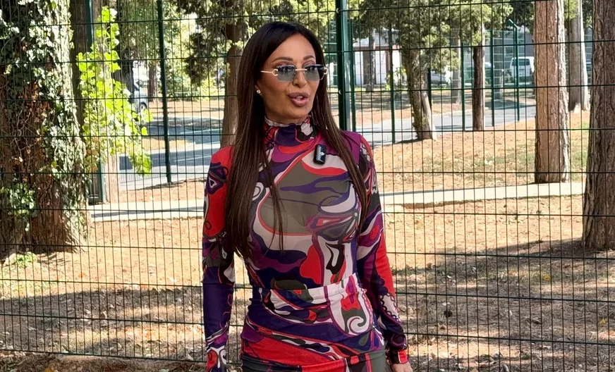 (VIDEO) Ceca u pripijenoj haljini pokazala brutalnu figuru: Progovorila o Dragani Mirković u "Zvezdama Granda"
