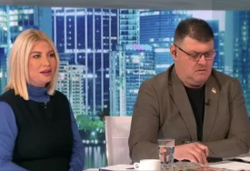 (FOTO)„NE ŽELIM VIŠE NIŠTA DA PRIČAM“Dea Đurđević otkrila šta je Sarapa uradio na njenoj svadbi