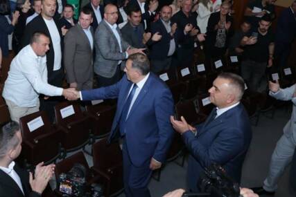 (FOTO) OD PUTEVA DO VRTIĆA I DOMA ZDRAVLJA Dodik najavio velika ulaganja u Čajniču i poseban program za investitore