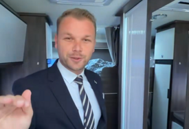 (VIDEO) Stanivuković objavio snimak iz kampera „Dug put za Foču, Višegrad, Rudo, pa opet Banjaluka"