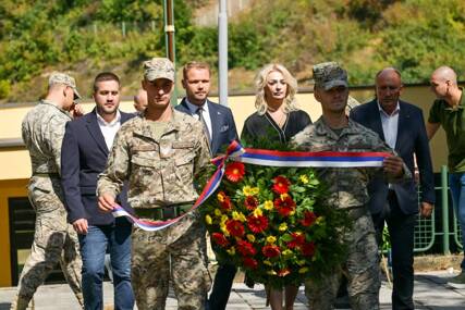 (FOTO) "Da se prisjetimo naših heroja i da im zahvalimo" Stanivuković na obilježavanju 35 godina od formiranja Druge krajiške brigade
