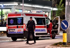 Mladići (24) izbodeni u grudi, evo u kakvom su stanju: Detalji horora u poznatom ugostiteljskom objektu