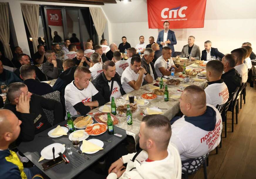 (FOTO) Sve više ljudi uz SPS: U Kneževu najavljuju snažan izborni rezultat