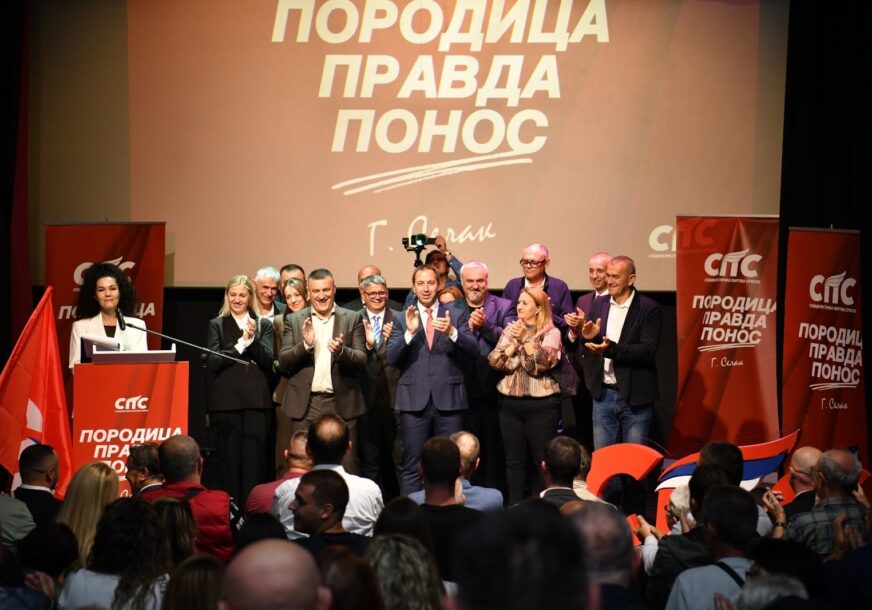 (FOTO) "Imamo jasnu viziju" Selak poručio da će SPS u Zvorniku imati SNAŽAN REZULTAT