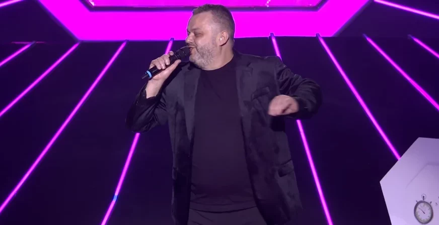 "Rekli su mi da sam star, debeo i ružan" Pjevač „Nikad nije kasno“ doživio brutalne uvrede od kolega