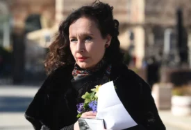 GLUMICA RODILA SINA 11 GODINA MLAĐEM MONAHU Zbog nje je napustio crkvu, evo zašto  nosi njeno prezime