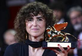 (VIDEO) ZAVRŠEN FESTIVAL U VENECIJI "Zlatni lav" danskom filmu, Džonu Malkoviču nagrada za najboljeg glumca