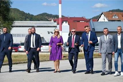 (FOTO) "Zahtjevi globalnog tržišta sve složeniji"  Pejčić poručio da je posjeta Cvijanovićeve i Minića od velikog značaja za TRB