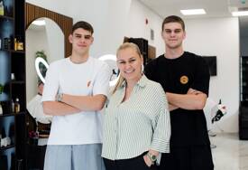 (FOTO) Poslanički kandidat RSS Milenka Ristić: Sinovi ostali u Bijeljini i pokrenuli biznis, ali mladim preduzetnicima TREBA VEĆA PODRŠKA
