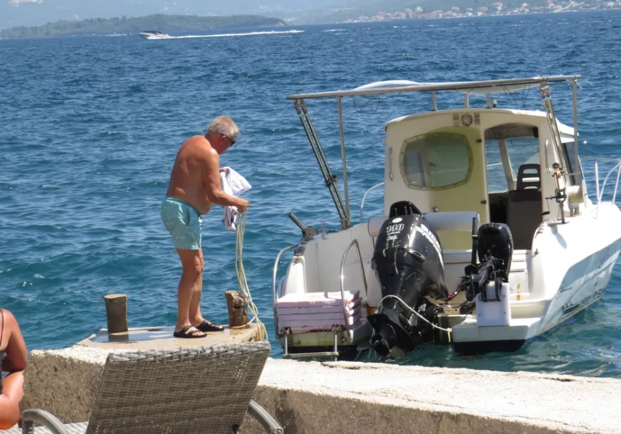 Izgubili brak, ali i nekretnine: Ovim pjevačima su žene uzele imovinu nakon razvoda