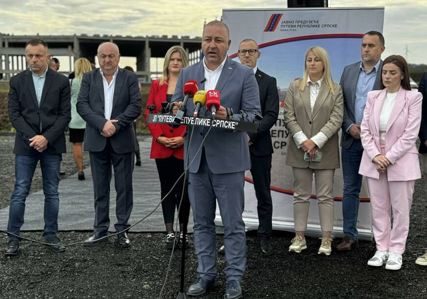 FOTO: USTUPLJENA FOTOGRAFIJA