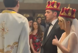(VIDEO) „KAD OD TREME ZABORAVIŠ GDJE SI“ Mlada usred vjenčanja napravila potez koji je postao hit na Instagramu