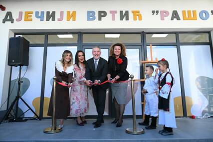 (FOTO) M:tel i Srbija ulažu u budućnost Srpske: Otvoren prvi vrtić u Jezeru, najavljena izgradnja gradskog trga