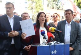 (VIDEO) "Mi znamo kako" Trivićeva najavila kraj PLATAMA U KOVERTI