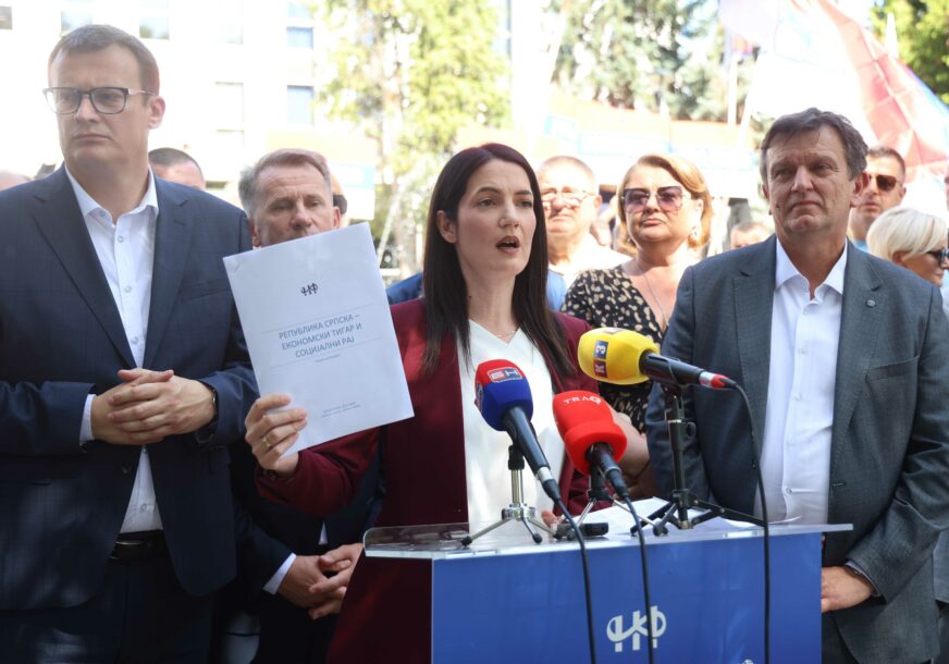 (VIDEO) "Mi znamo kako" Trivićeva najavila kraj PLATAMA U KOVERTI