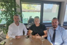 (FOTO) "Nove snage na političkoj sceni" Nešić sa predstavnicima Alternative za Njemačku AfD