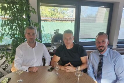 (FOTO) "Nove snage na političkoj sceni" Nešić sa predstavnicima Alternative za Njemačku AfD