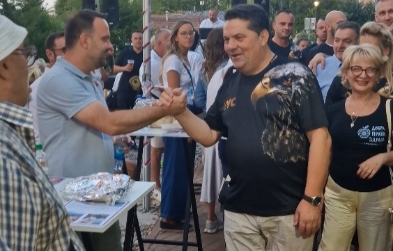 (VIDEO, FOTO) Na poziv Ujedinjene Srpske: Veliki broj Banjalučana na promociji projekta čistog Vrbasa i Banjaluke kao druge srpske prestonice
