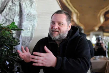 "Nikada to nisam doživljavao kao hendikep" Naš poznati glumac ima 4 prsta na desnoj ruci i to niko nije primjetio