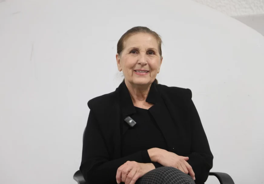 OLGA ODANOVIĆ SE PODVRGLA ESTETSKOJ PROMJENI Radio Mileva iznenadila novim izgledom