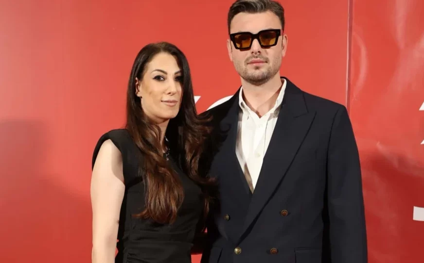 Pjevačica prvi put u javnosti nakon što je pobijedila rak: Nadežda Biljić sa suprugom Tomom Panićem na proslavi 30. rođendana Blica