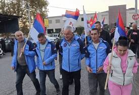 (FOTO) Protestni skup u Trnu: Građani traži BOLJE USLOVE za život i odgovore vlasti u Laktašima