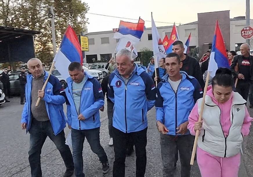 (FOTO) Protestni skup u Trnu: Građani traži BOLJE USLOVE za život i odgovore vlasti u Laktašima