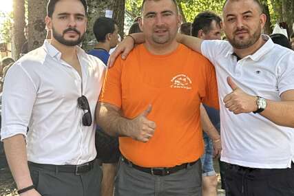 (FOTO) "Podrška selu, tradiciji i ravnomjernom razvoju" Delegacija RSS na Potkozarskim seoskim igrama