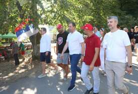 (FOTO) "Bardača je sinonim za gostoprimstvo" Selak posjetio Gastrofest, evo šta je poručio domaćinima