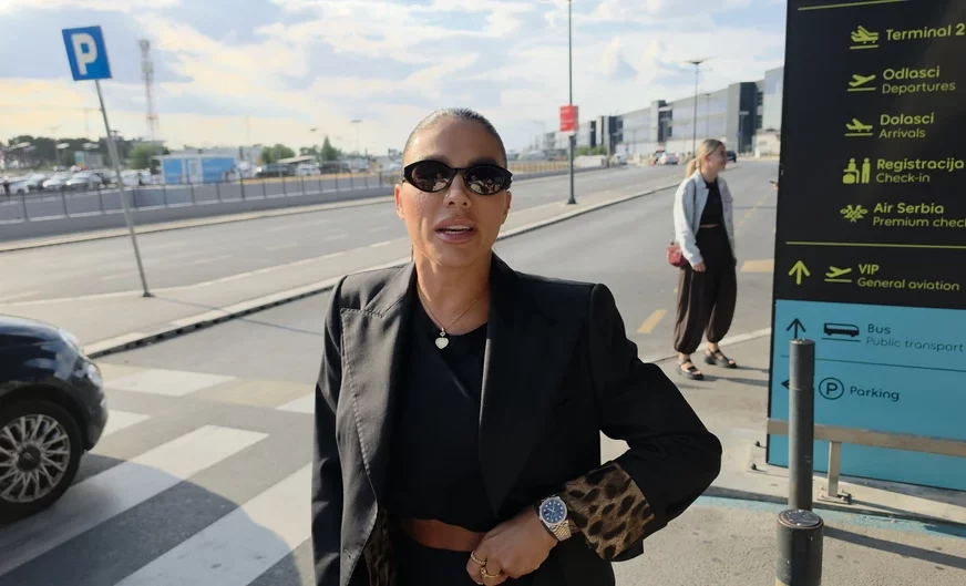 (VIDEO) "Imam 2 stana, za jedan otplaćujem kredit" Sandra Afrika o bogatstvu, gostovanju kod Asmina Durdžića u diskoteci i Staniji