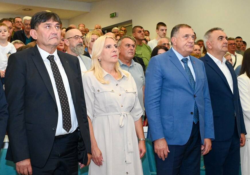 (FOTO) Emotivna poruka Save Minića iz Novog Grada "Ovdje je narod branio svoj grad i Republiku Srpsku"