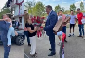(VIDEO) "Zbog osmijeha ovih anđela vrijedjelo je boriti se" Dodik obišao porodicu Sredić koja se vratila u Omarsku iz Njemačke