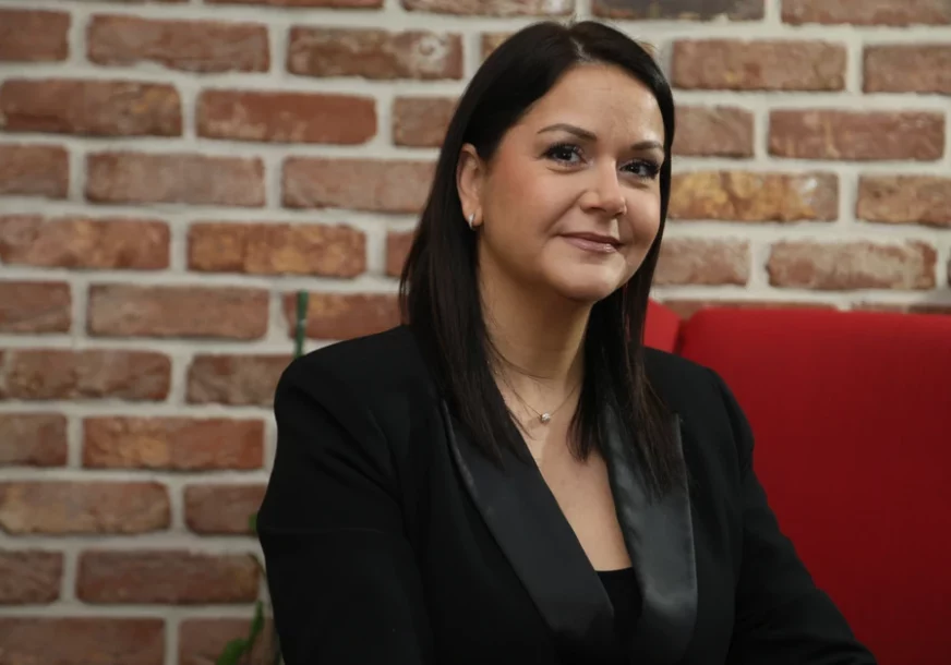 SIN JE "BOŽJI DAR", A KĆERKA "POBJEDNICA" Silvija i Saša izabrali imena za blizance