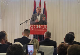 (FOTO) "Dodik skinuo okove sa Srpske" Kandidat SNSD za predsjednika RS poslao jasnu poruku: „Srpskom narodu se ne smije ništa nametati“