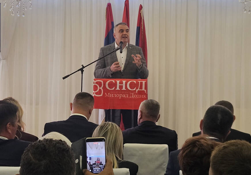 (FOTO) "Dodik skinuo okove sa Srpske" Kandidat SNSD za predsjednika RS poslao jasnu poruku: „Srpskom narodu se ne smije ništa nametati“