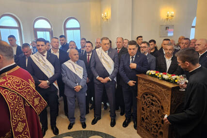 (FOTO) „OVO ĆE BITI BISER BUDUĆNOSTI“ Dodik nakon osvećenja hrama u Zavaitu najavio razvoj ovog kraja