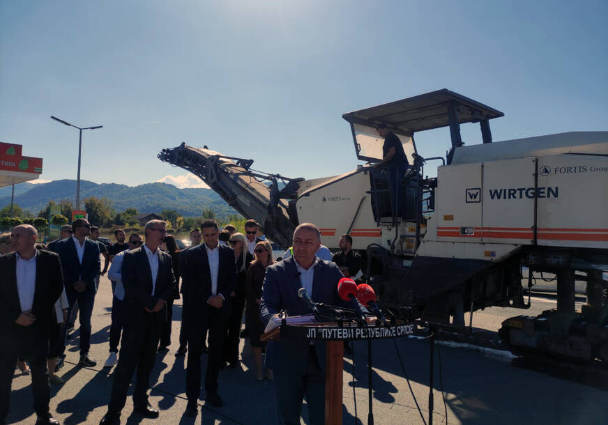 (FOTO) Rok za radove 18 mjeseci: Počela obnova puta Rebrovac - Čelinac - Kotor Varoš