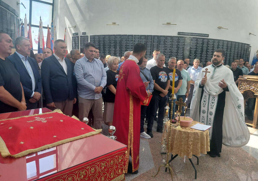 Savo Minić, parastos