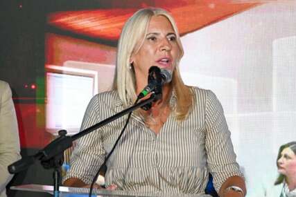 (FOTO) "Ovo je pobjednička partija" Cvijanovićeva istakla da SNSD vodi politiku očuvanja Srpske