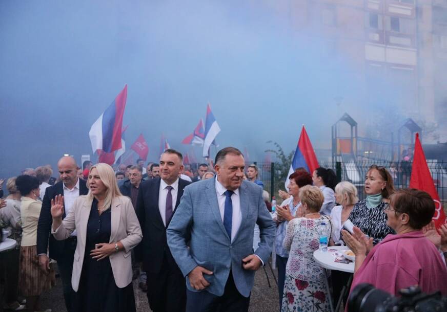 (FOTO) "U opuštenoj atmosferi da čujemo građane" Cvijanovićeva zahvalila svima koji su prisustvovali druženju sa vrhom SNSD