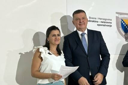 URUČENA PRVA RJEŠENJA Banjalučanka i Dobojka dobile povrat PDV na prvu kupljenu nekretninu
